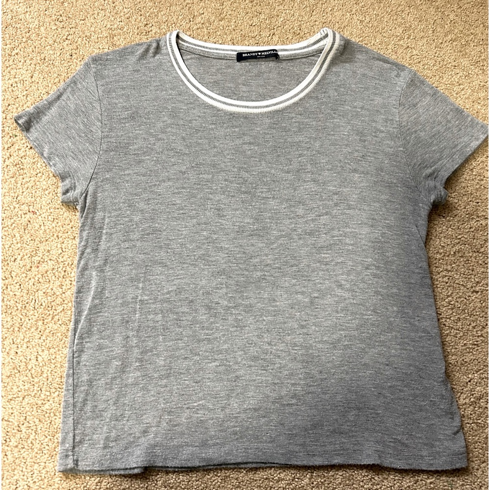 Brandy Melville gray t-shirt!!